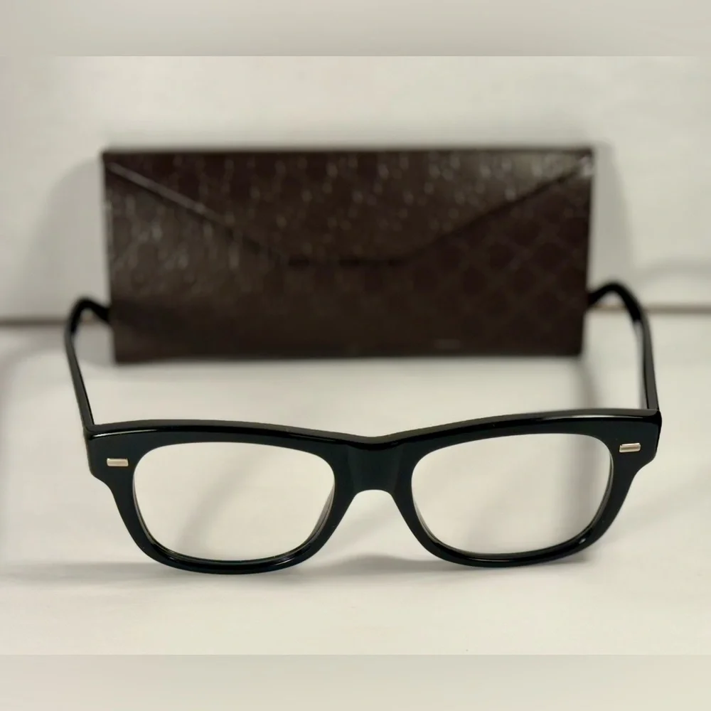 Gucci Black Square Acetate Glasses with Subtle Silver Accents